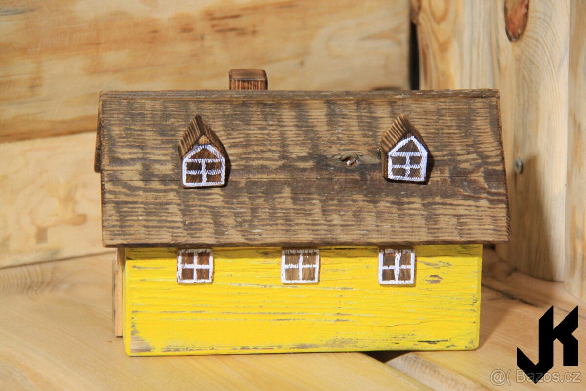 Dřevěný domeček žlutá chalupa AT057 - 3