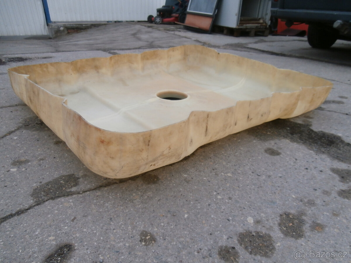 Pítko, krmítko, napájení dobytka, bazének 300 kč - 3