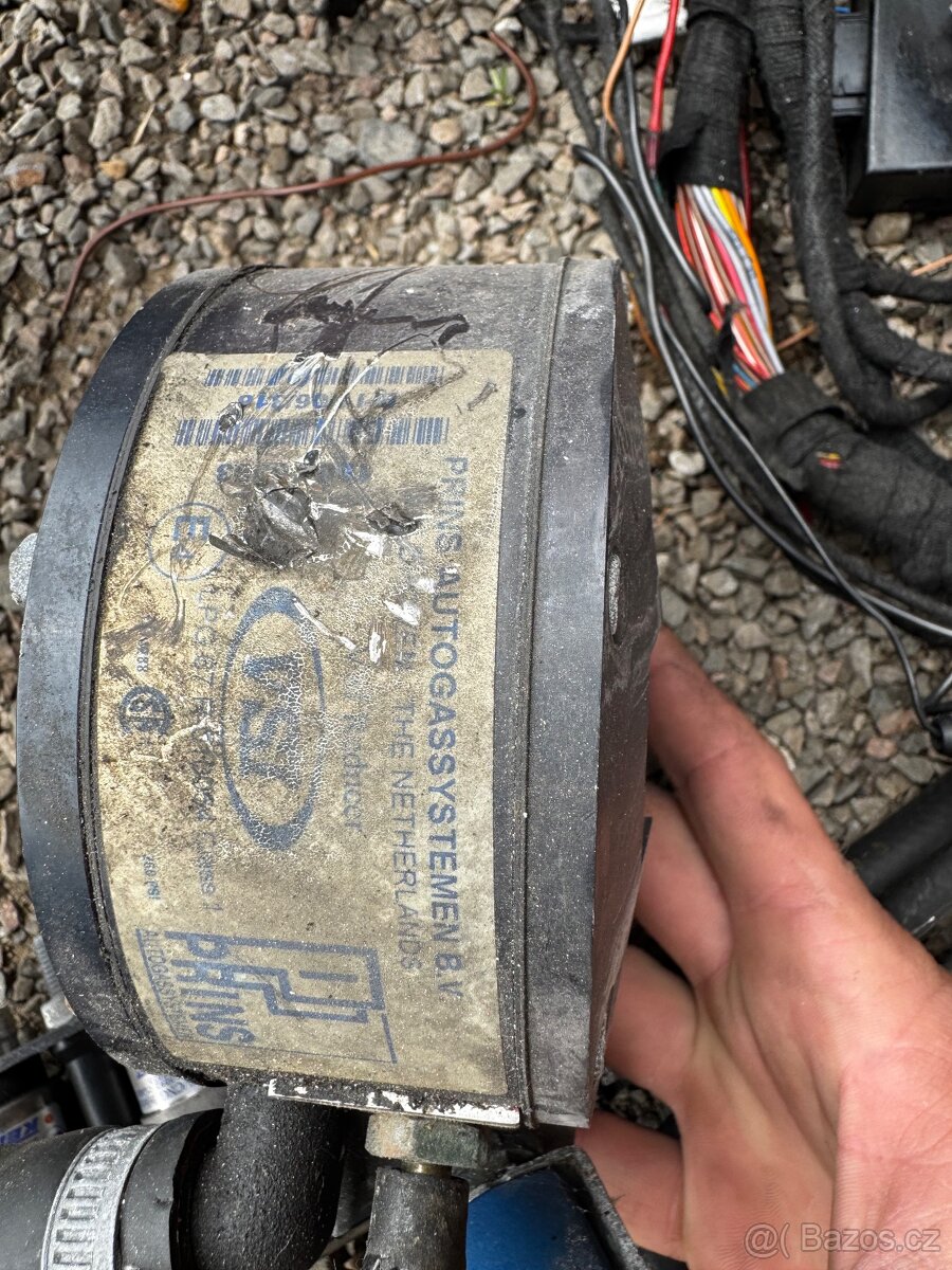 LPG systém pro v8 - 3