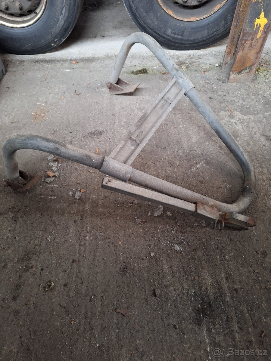 Držák rezervy návěsu - 3