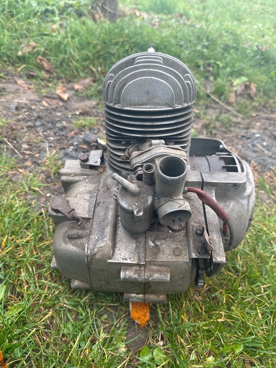 Náhradní díly na motorky - veterán - 3