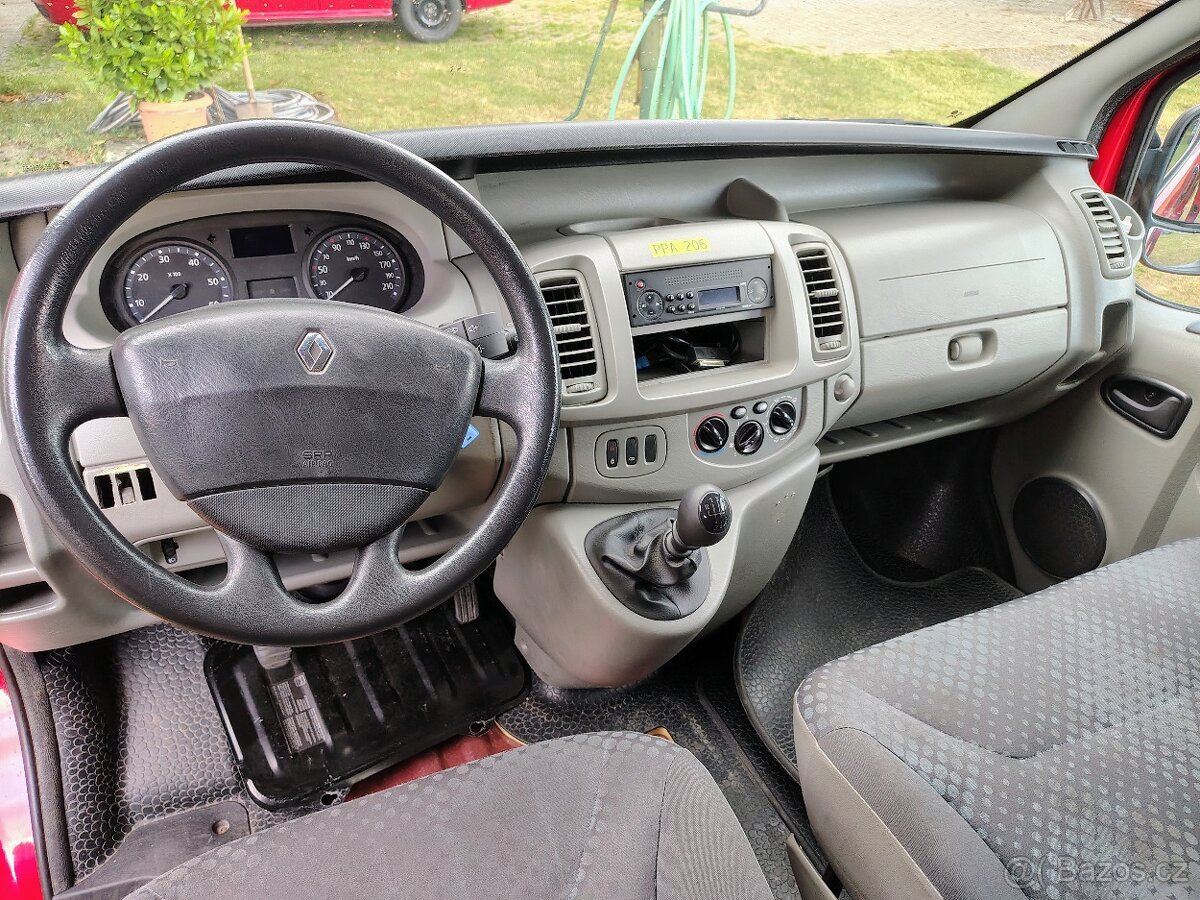 Renault trafic passenger dci 115 - 3