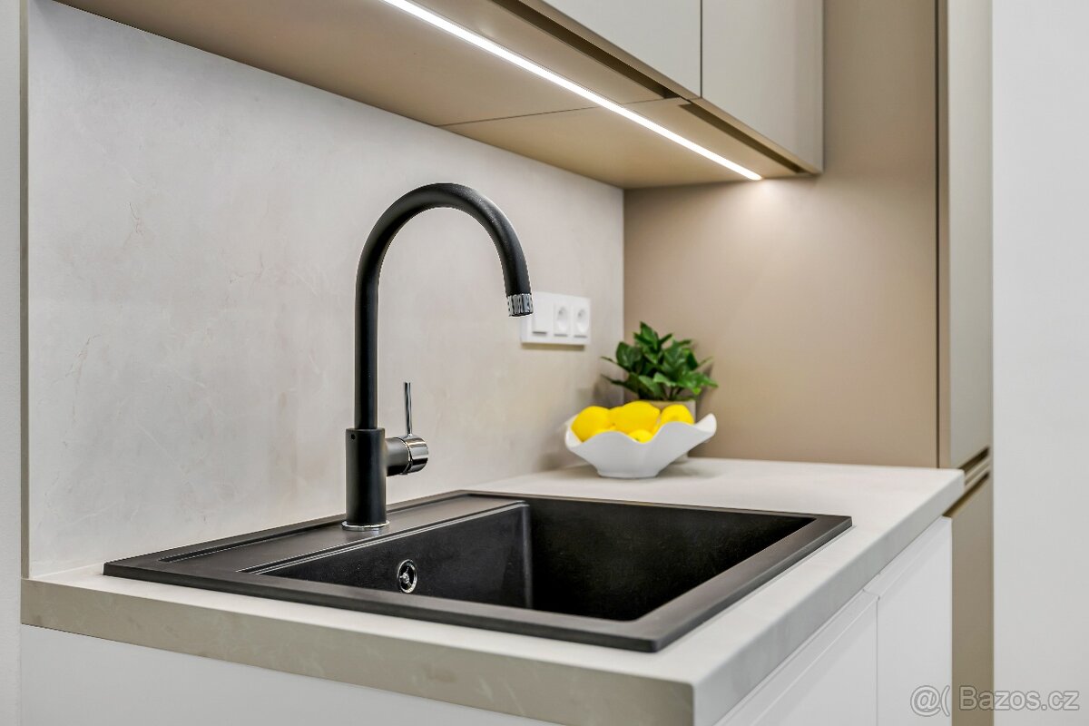 Prodej bytu 3+kk v Hradci Králové - 3