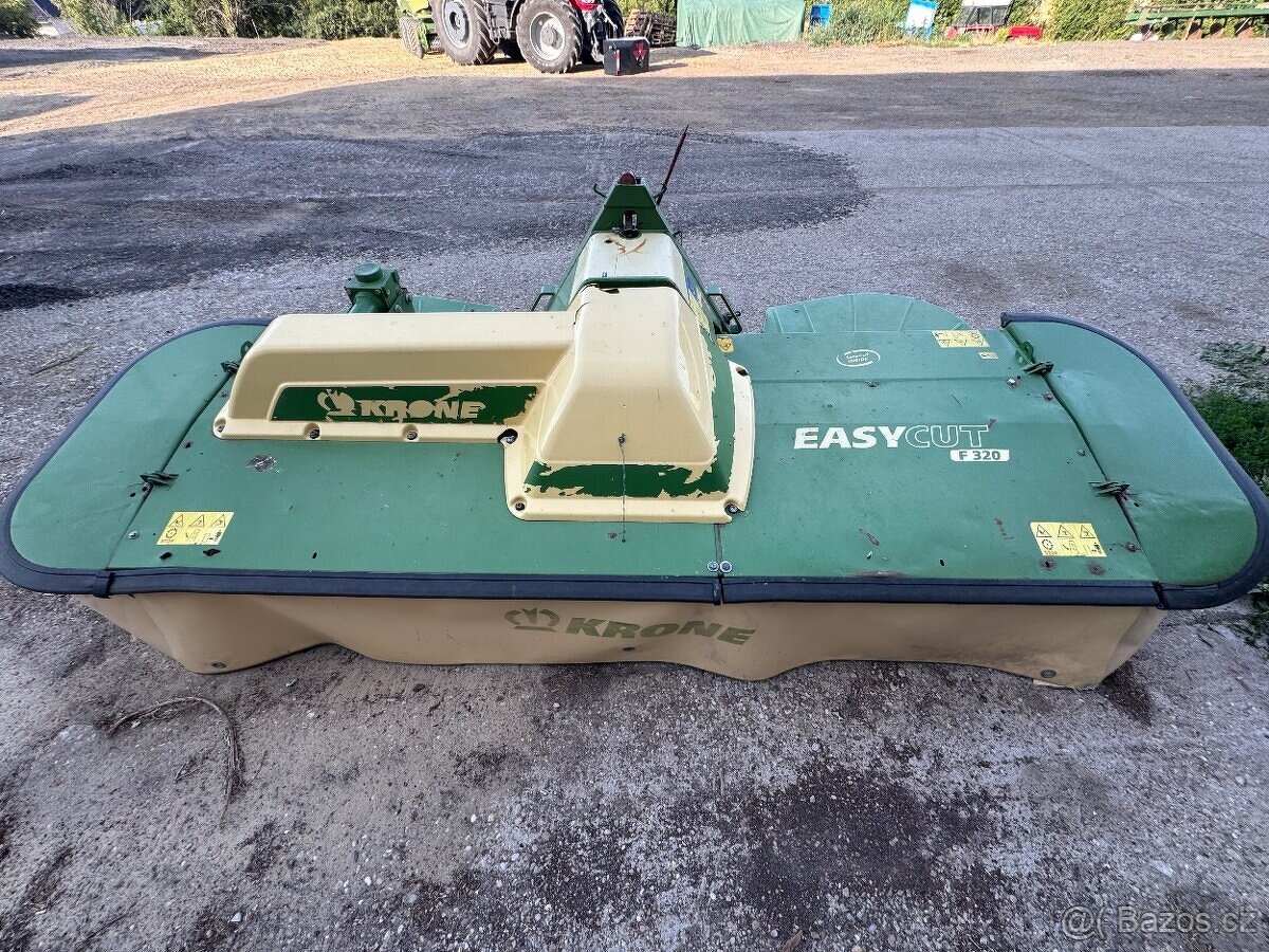 Predám čelnú kosu Krone Easycut 320F - 3
