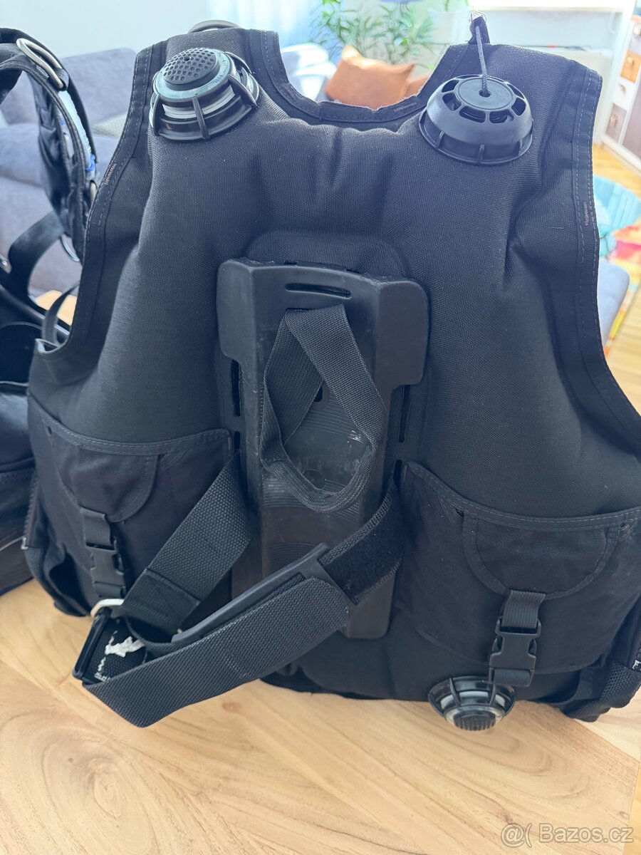 BCD Mares Vector 1000 + zátěžové kapsy - 3