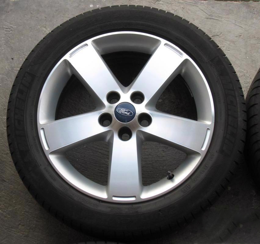 Originální Ford 17” kola s letními pneu top - 3