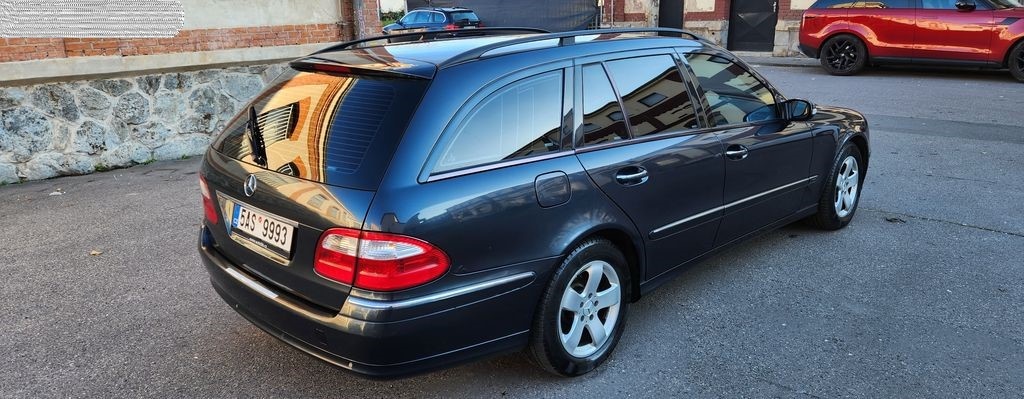 Mercedes-Benz Třídy E, 320 CDI NAVI KŮŽE TAŽNÉ XENON - 3