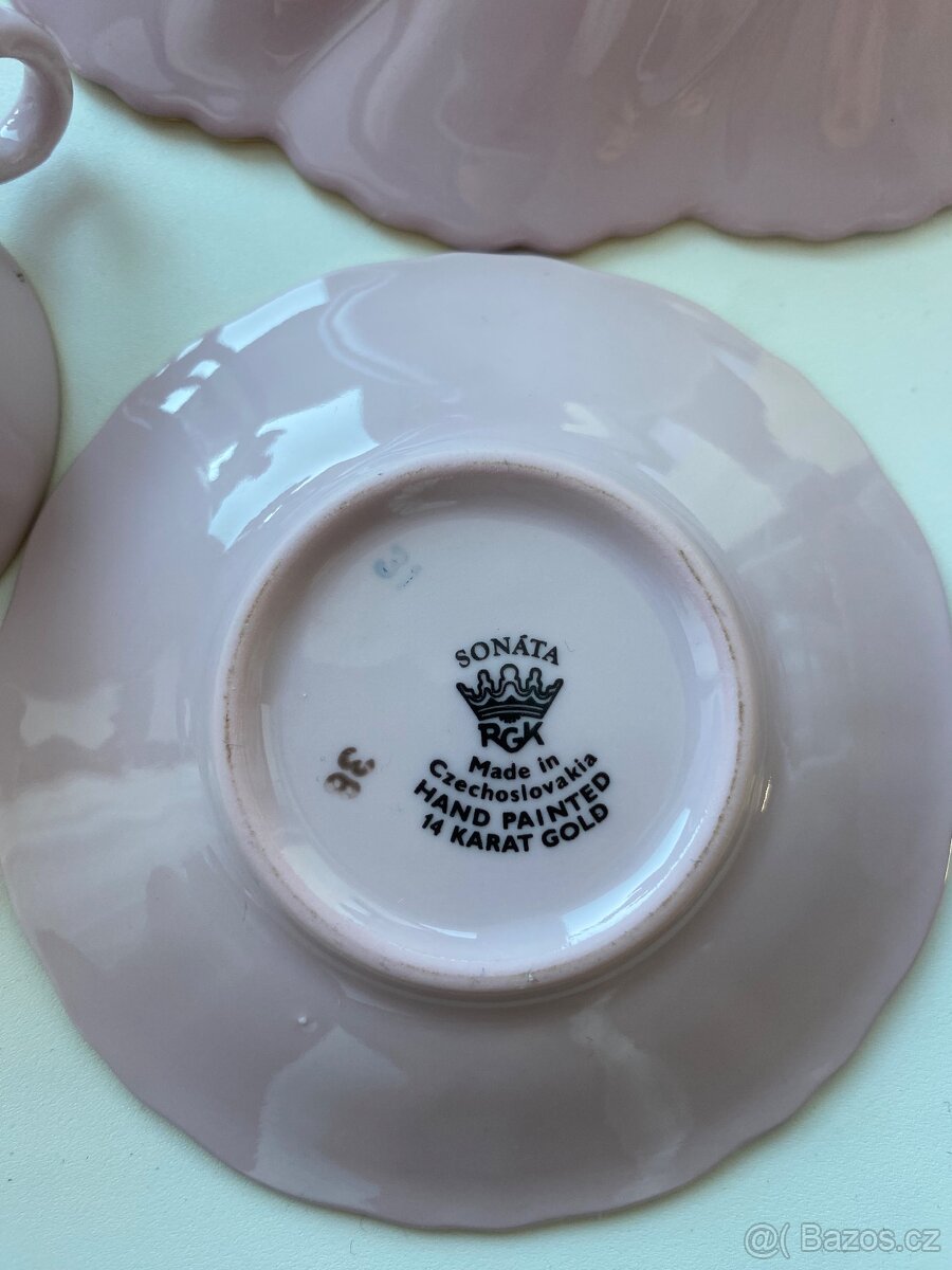 Prodám sadu růžového porcelánu - 3