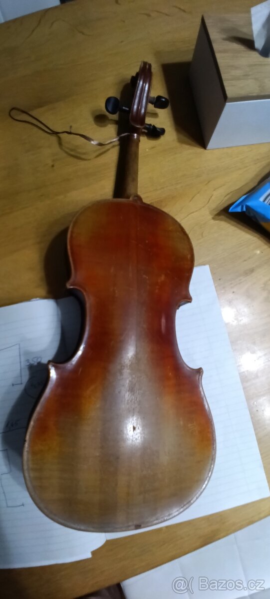 Starožitné housle - 3