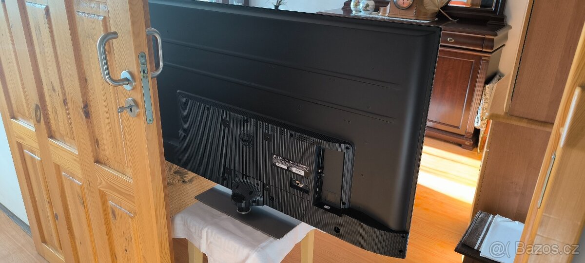 Televize JVC 55" QLED - 3
