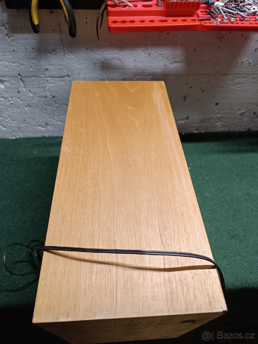 Různé reprobedny Tesla, TVM, AQ - 3