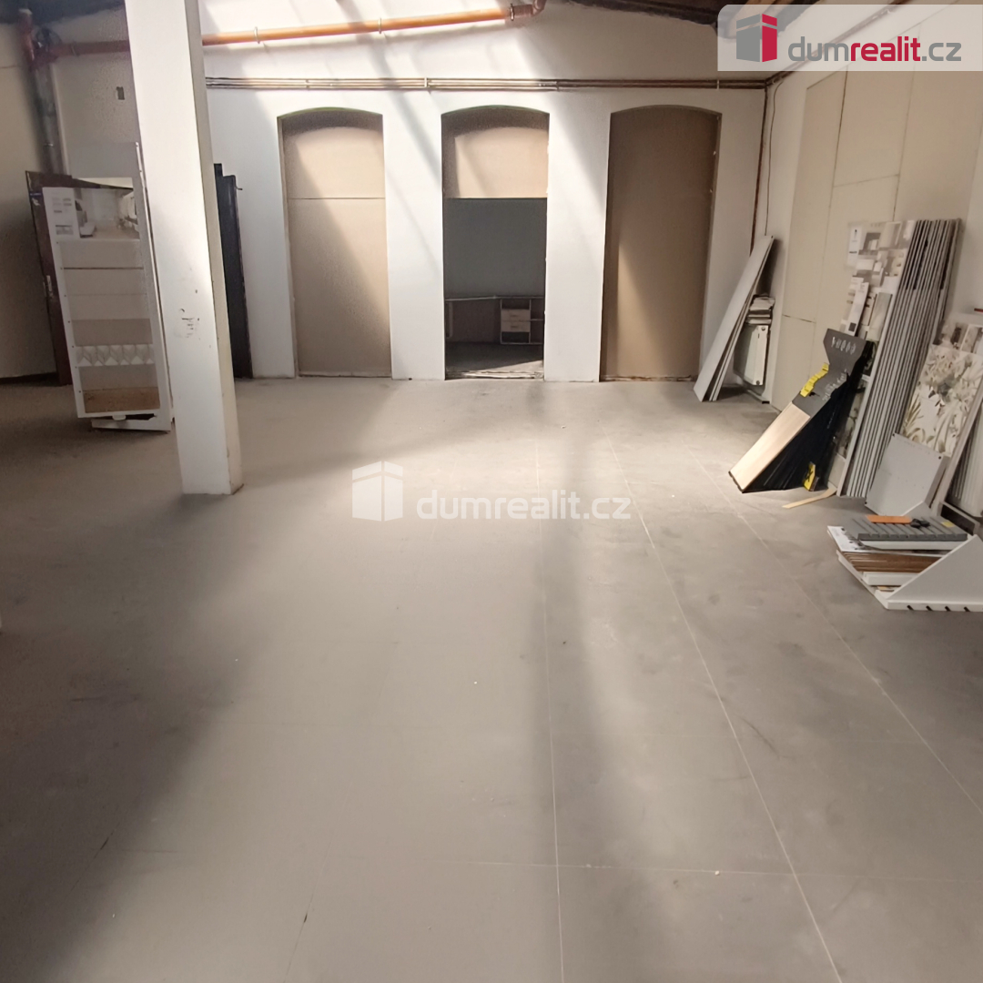 prodej velké obchodního komplexu, ul. Dělnická, Děčín - Letn - 3