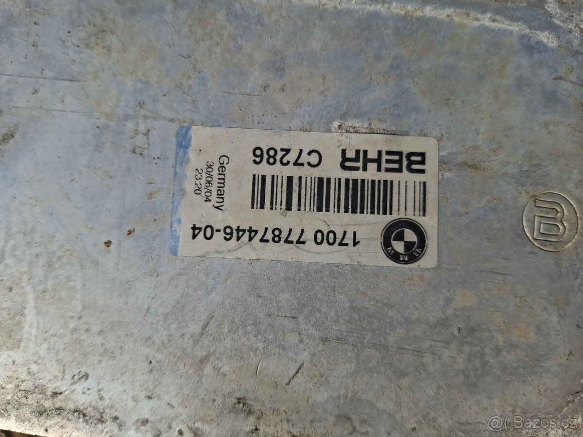 originální Intercooler bmw e60 e61 3.0d m57 - 3