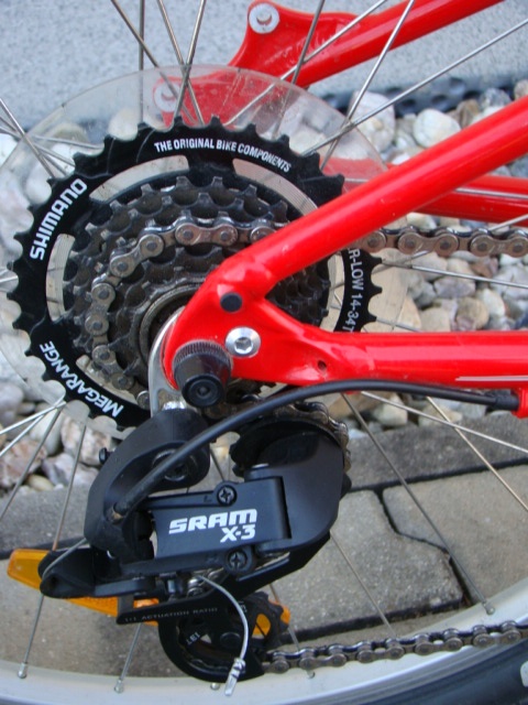 SPECIALIZED HOTROCK - 3