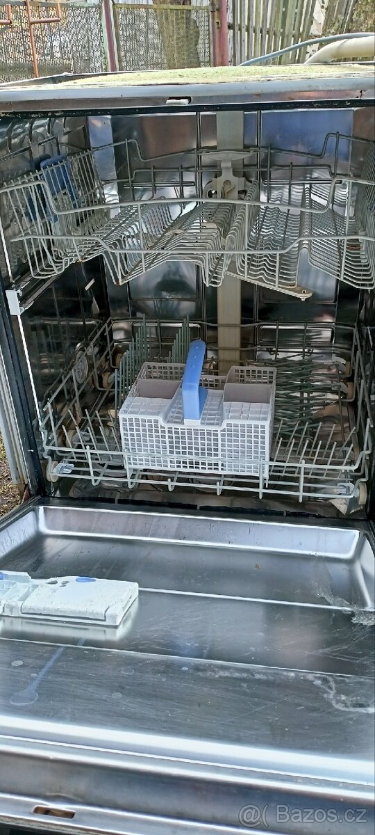Myčka nádobí Whirlpool - 3
