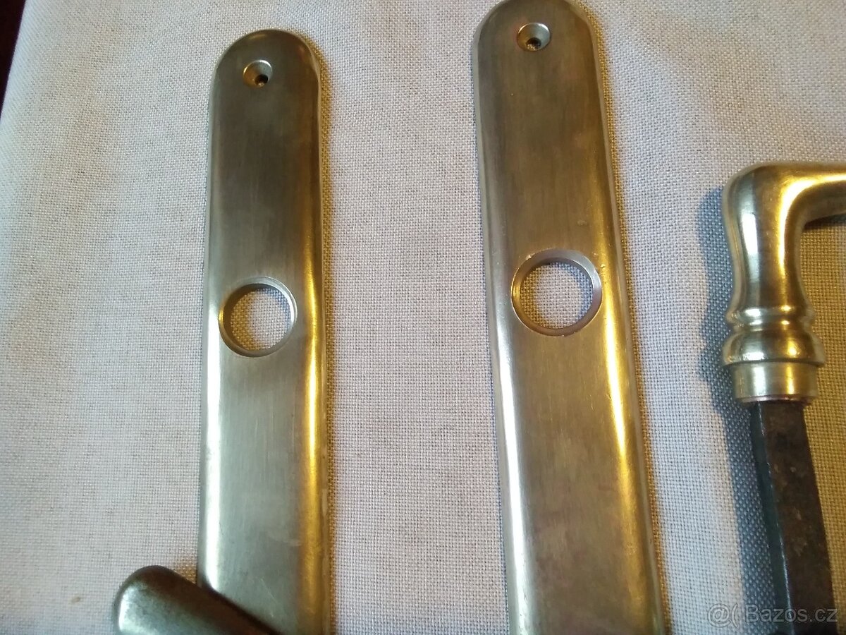 stare mosazne dverni kovani - 3