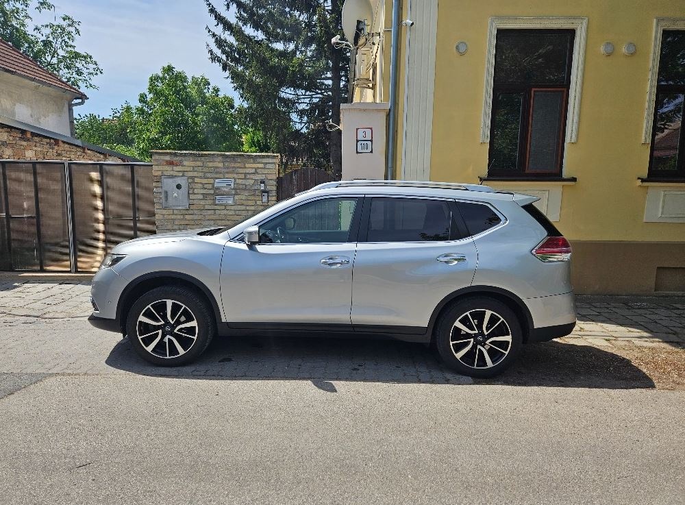 Nissan X-Trail 1,6 dCi SUV Automat - 3