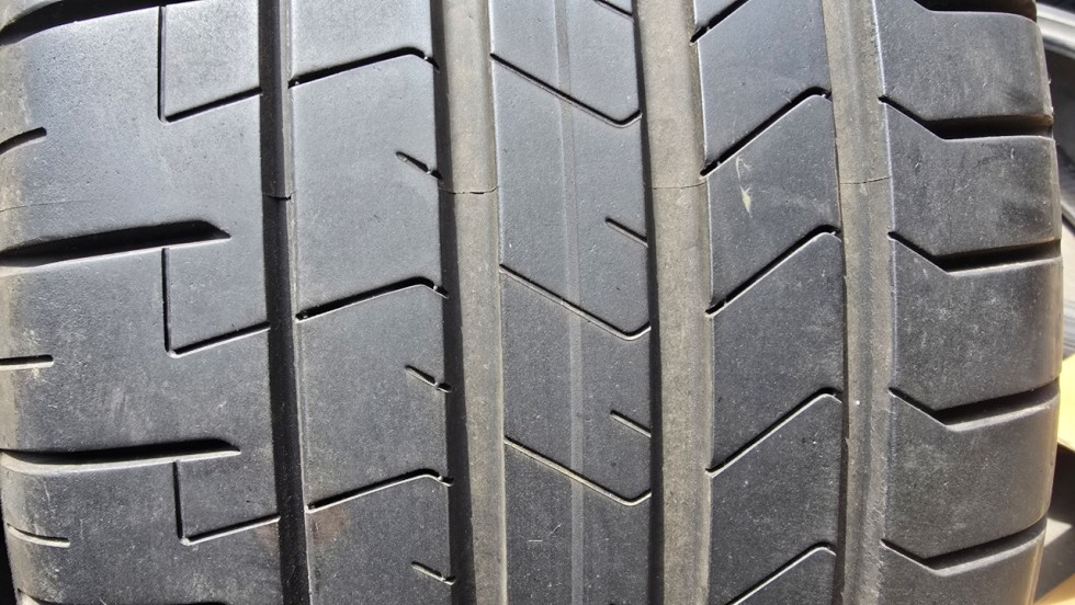 Letní pneu 275/40/20 Pirelli Run Flat - 3