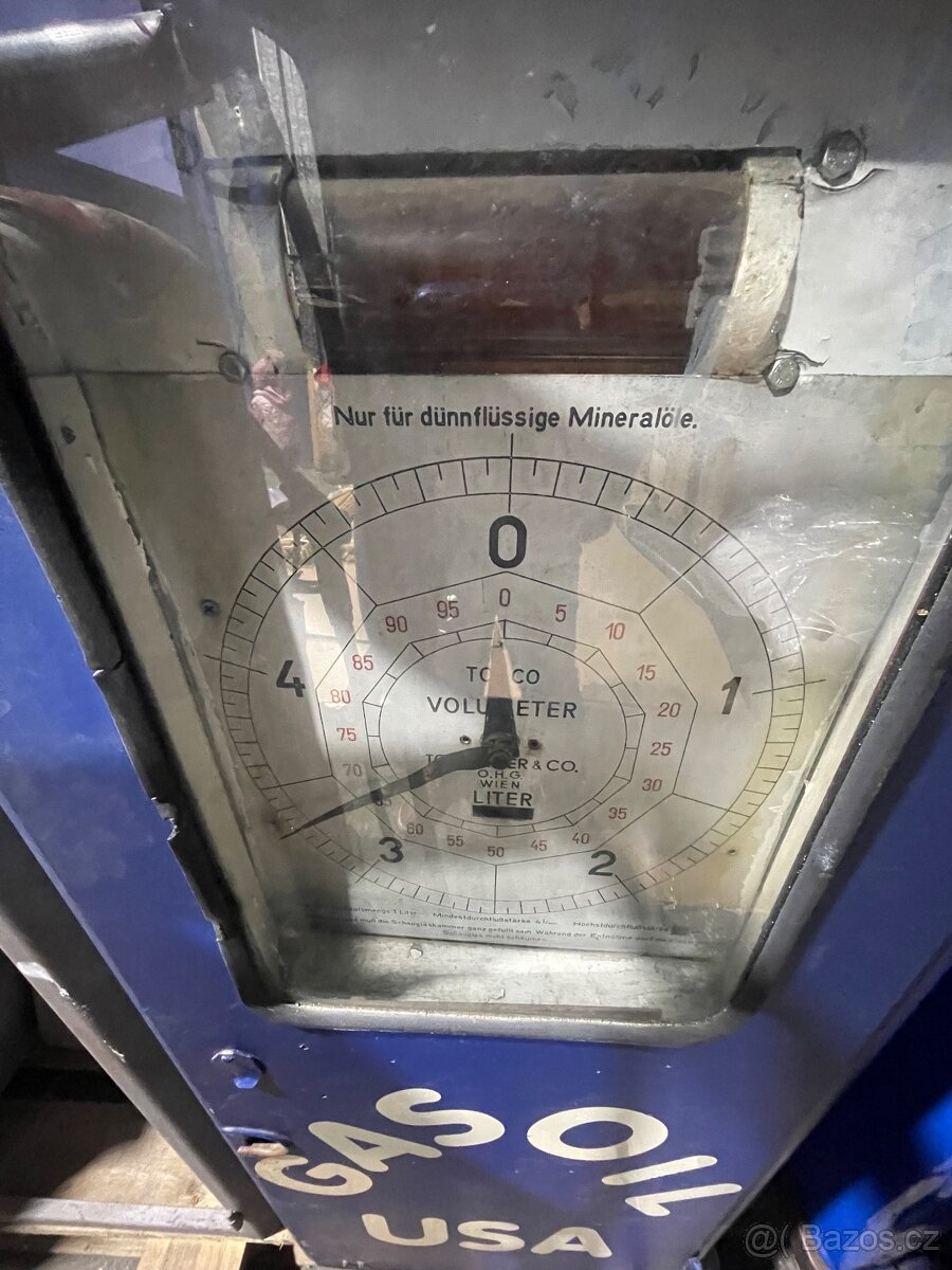 benzinovej stojan, benzinova pumpa - 3