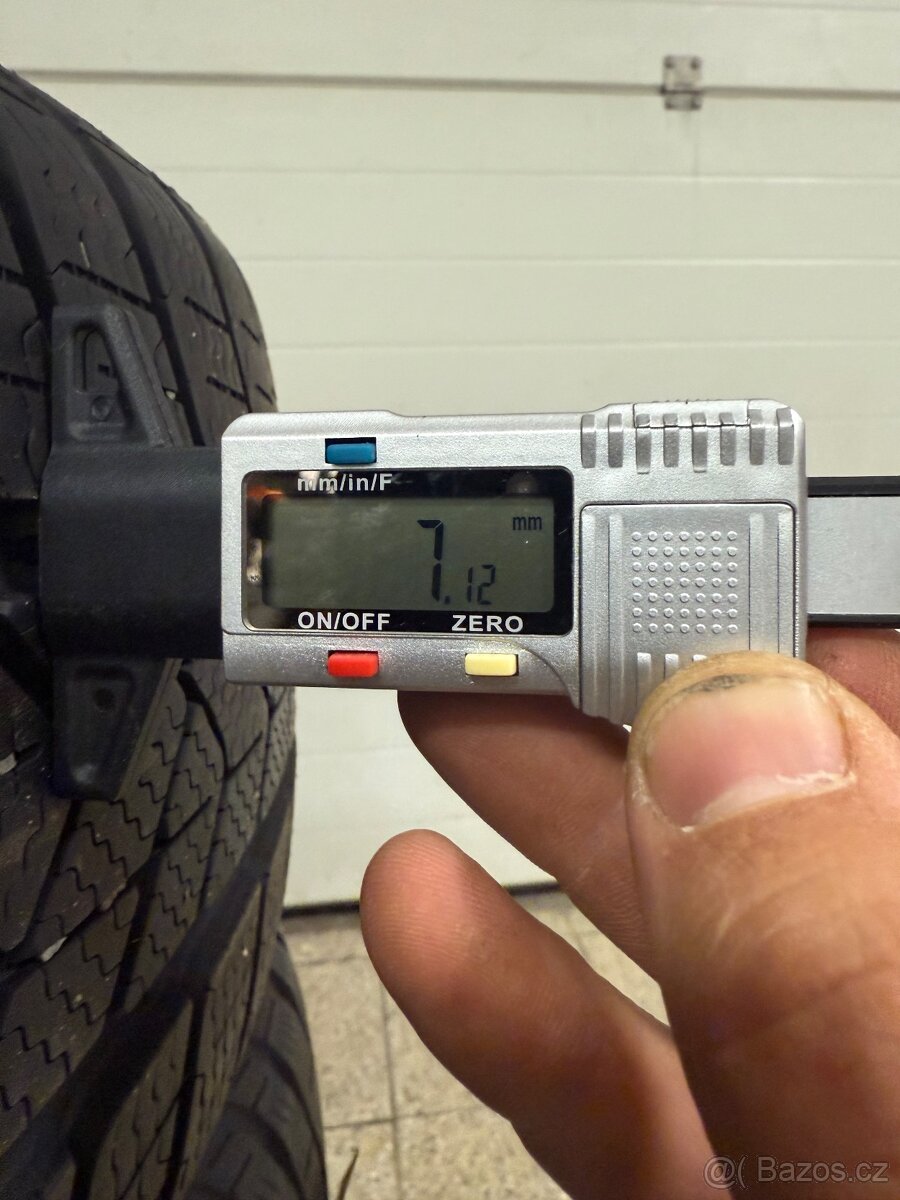 Zimní 225/45 R18 Pirelli Sottozero 3 225/45/18 91H - 3