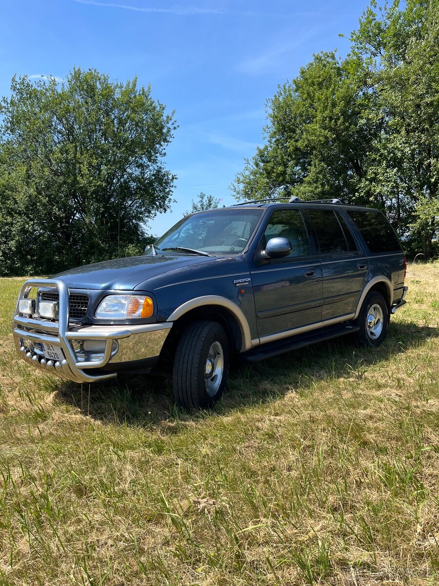 FORD Expedition 5.4 Triton