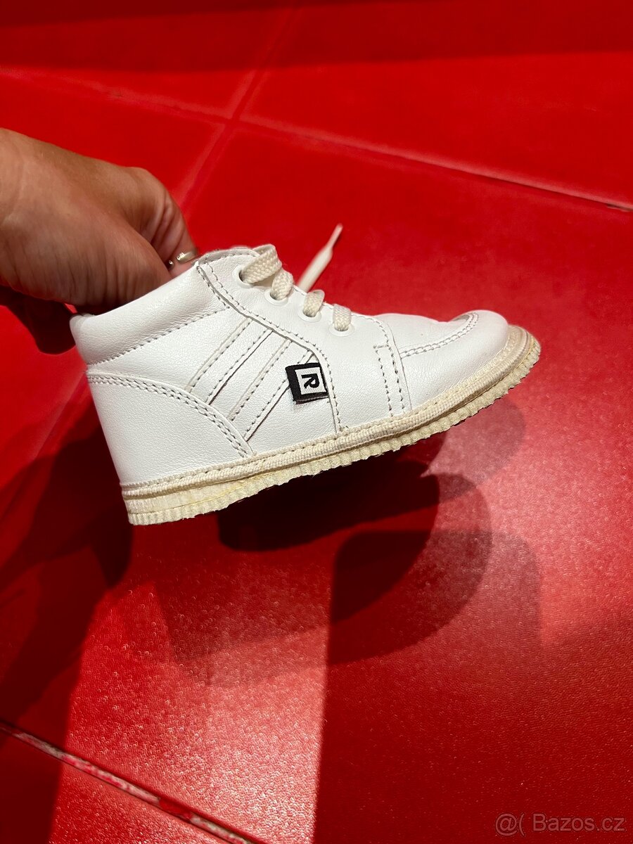 Dětské bílé kožené tenisky - 3