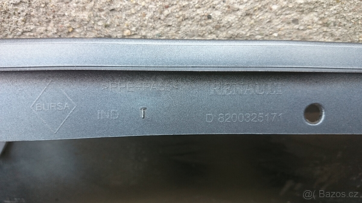 Clio 3 Pr.Př. blatník - 3