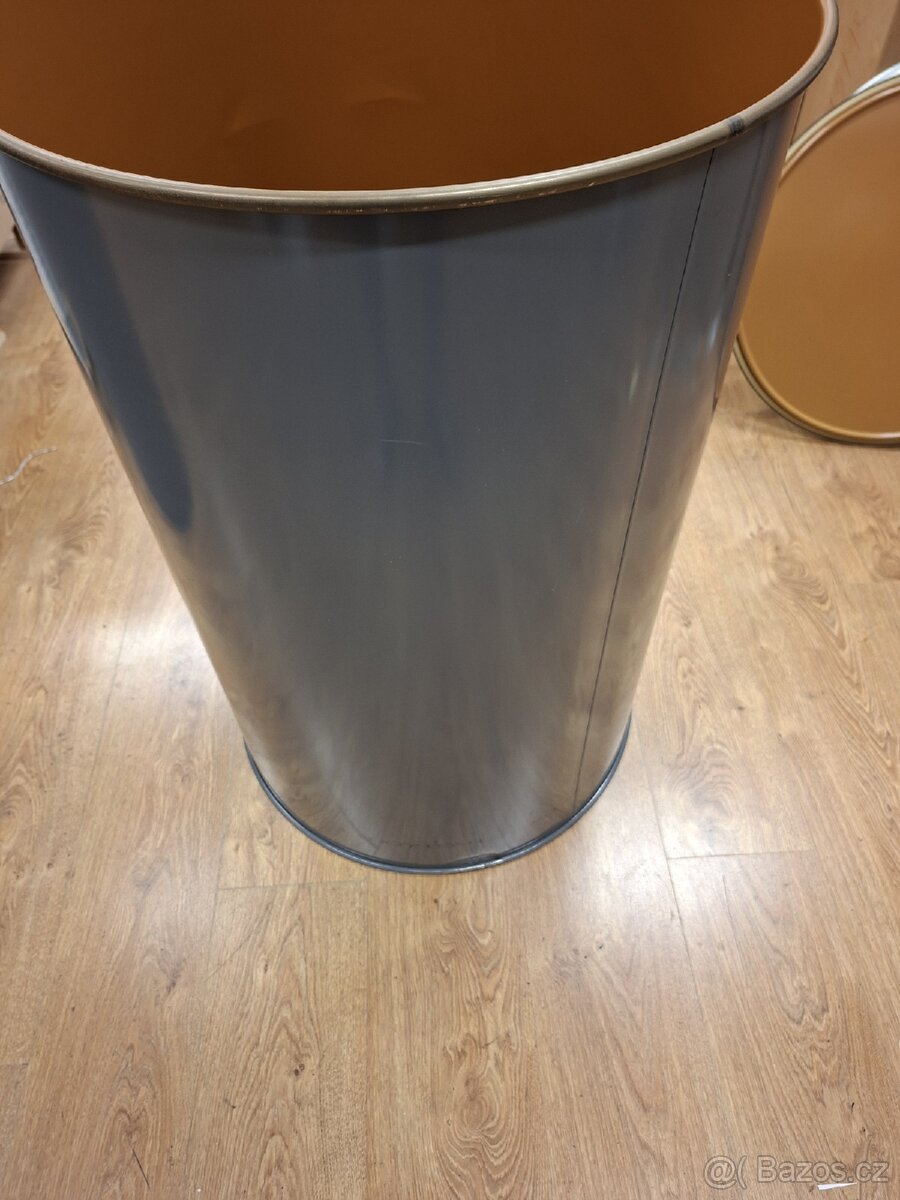 Plechový sud 200l - 3