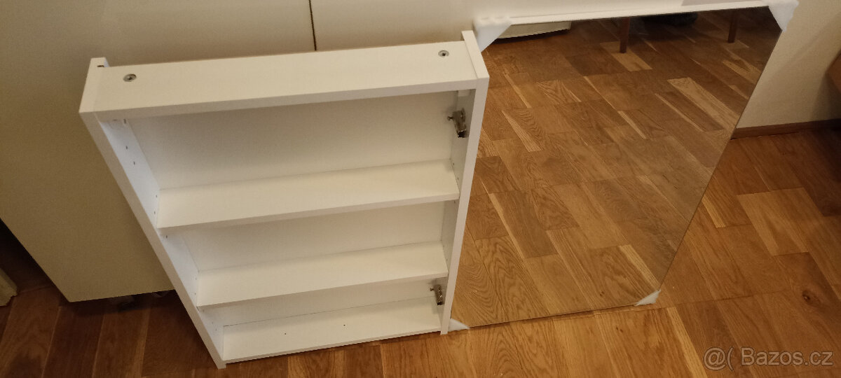 Zrcadlová skříňka LOSAGI - bílá - 3