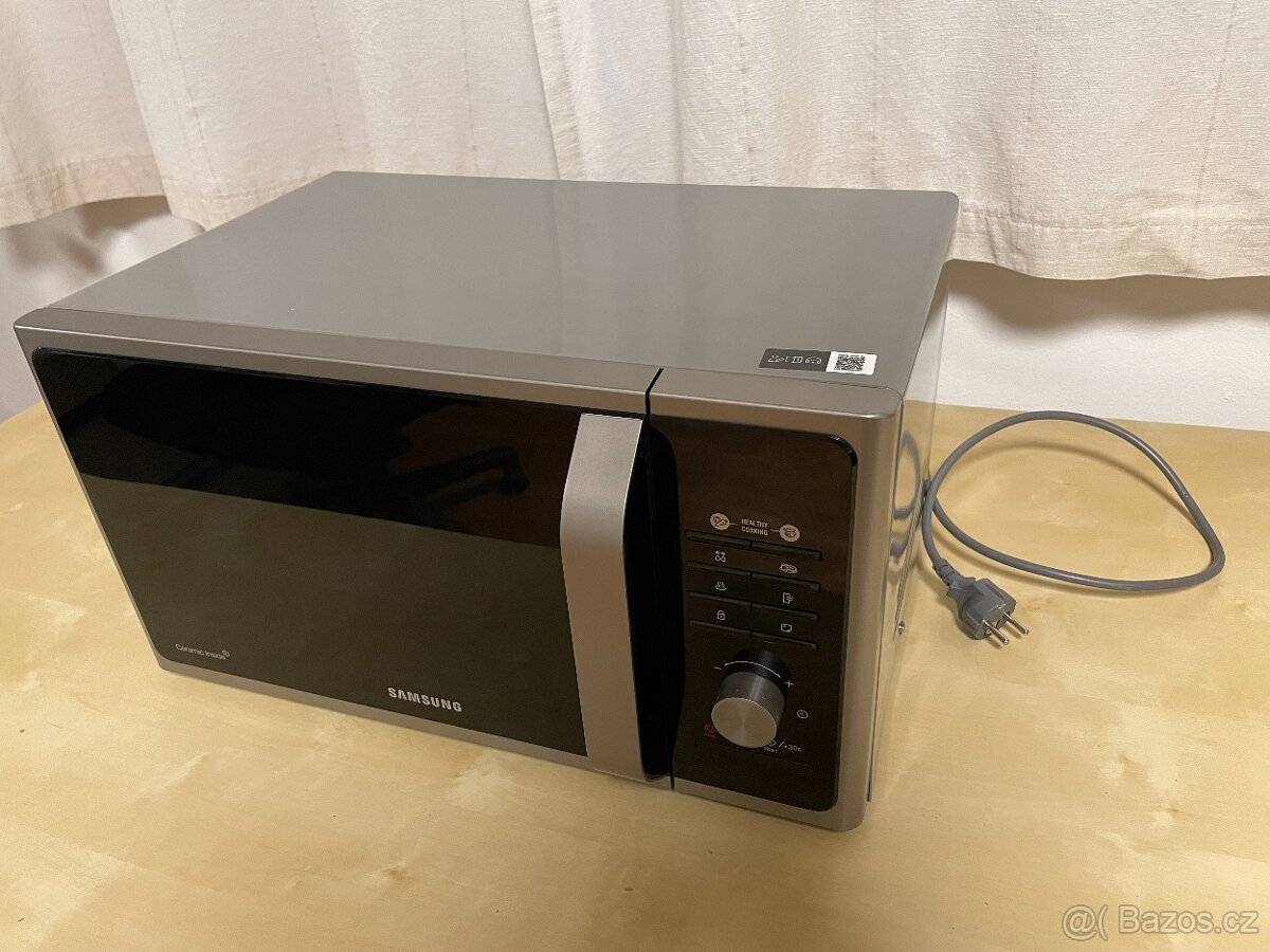 Mikrovlnka SAMSUNG - 3