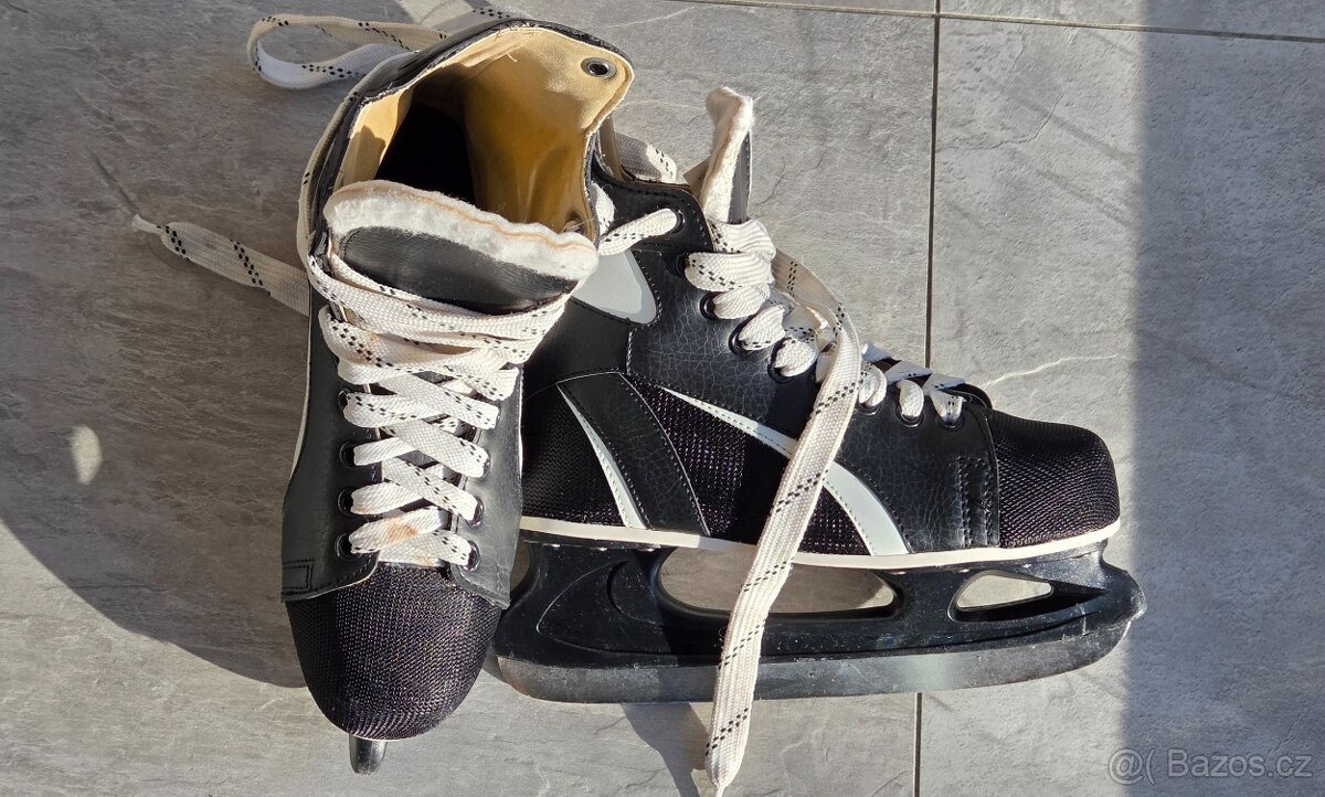 chlapecké brusle velikost 37 - 3