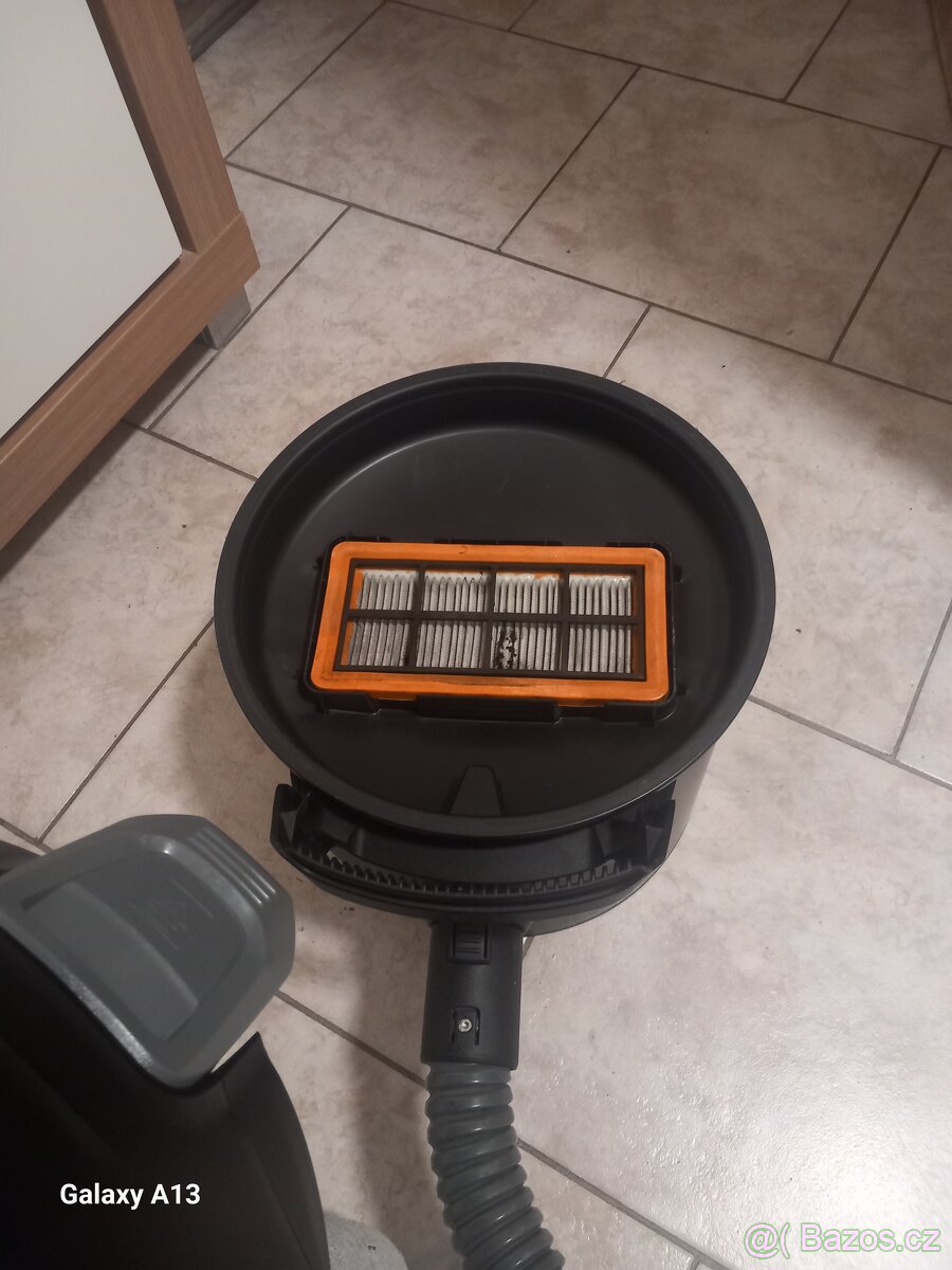 Vysavač karcher - 3