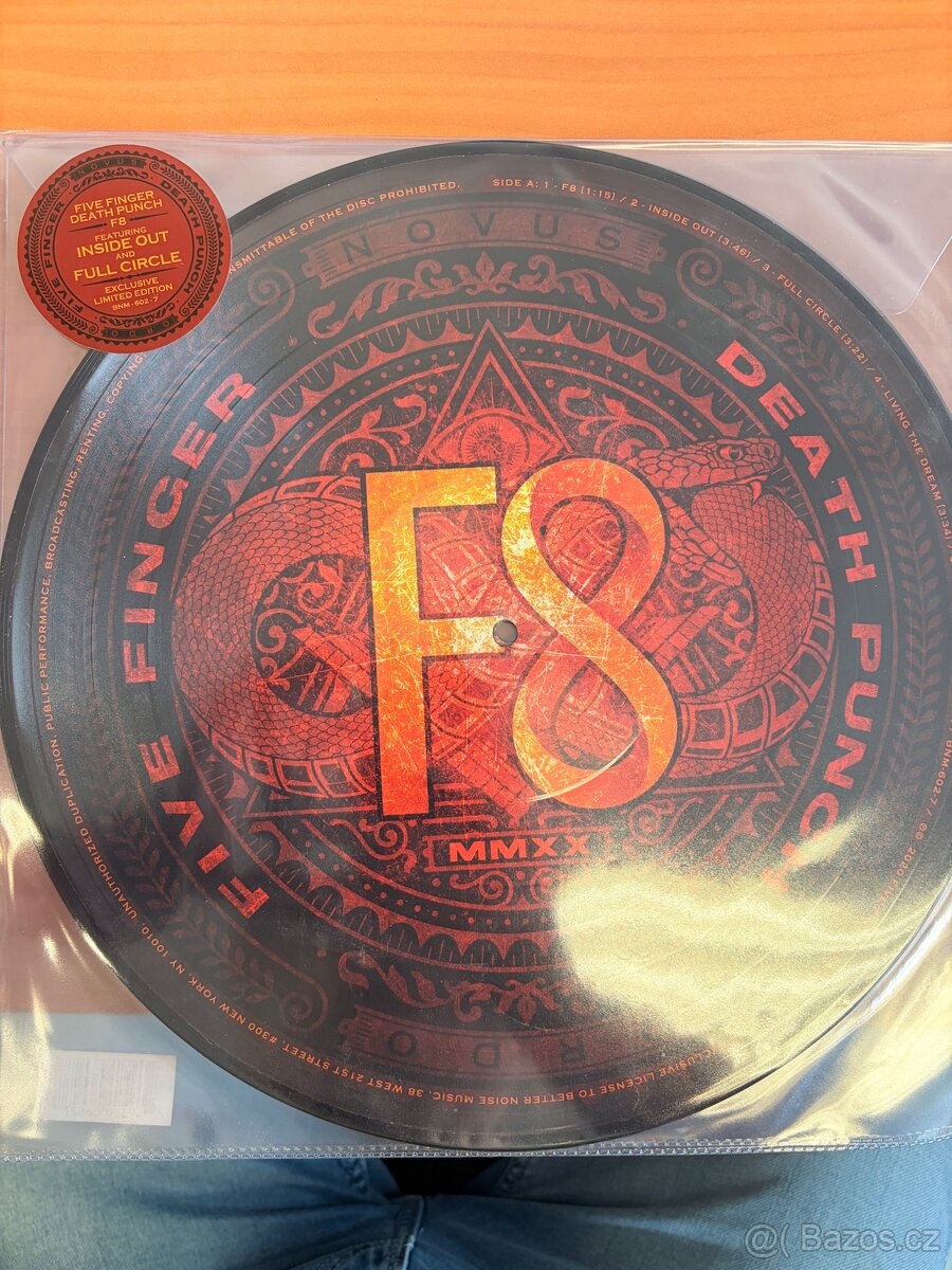 LP - Five Finger Death Punch - 3