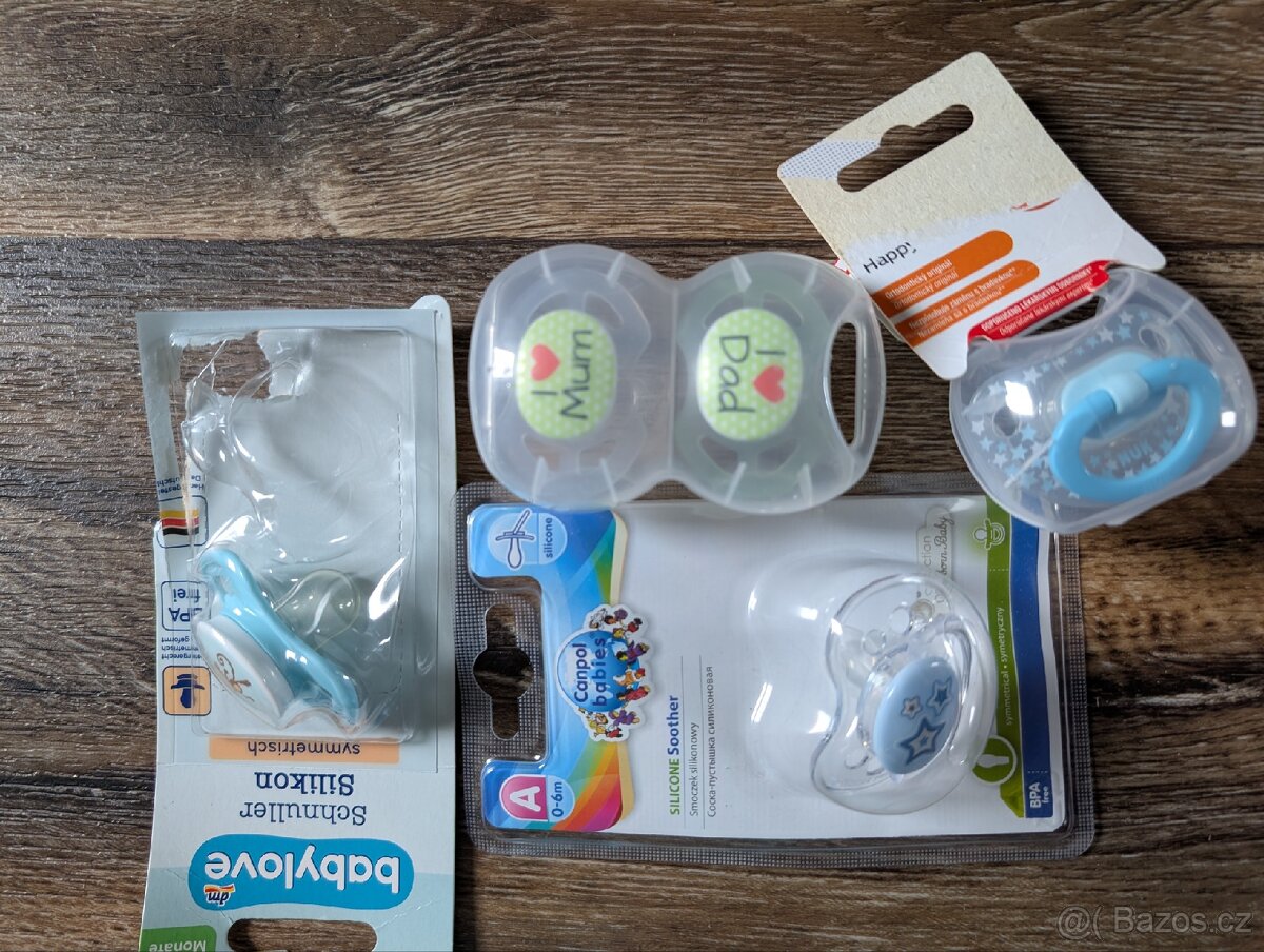 Mix lahví a dudlíků - 3