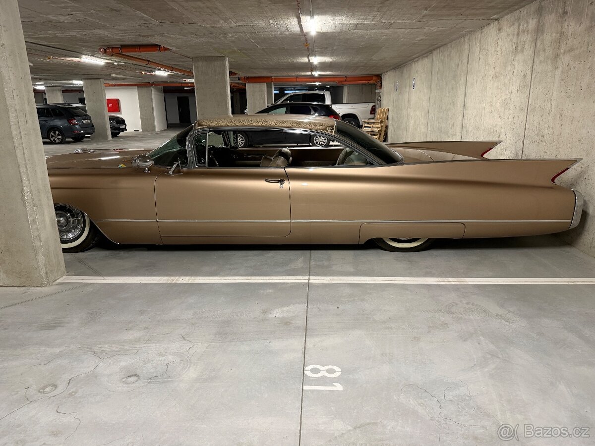 Cadillac Deville 1960 coupe - 3