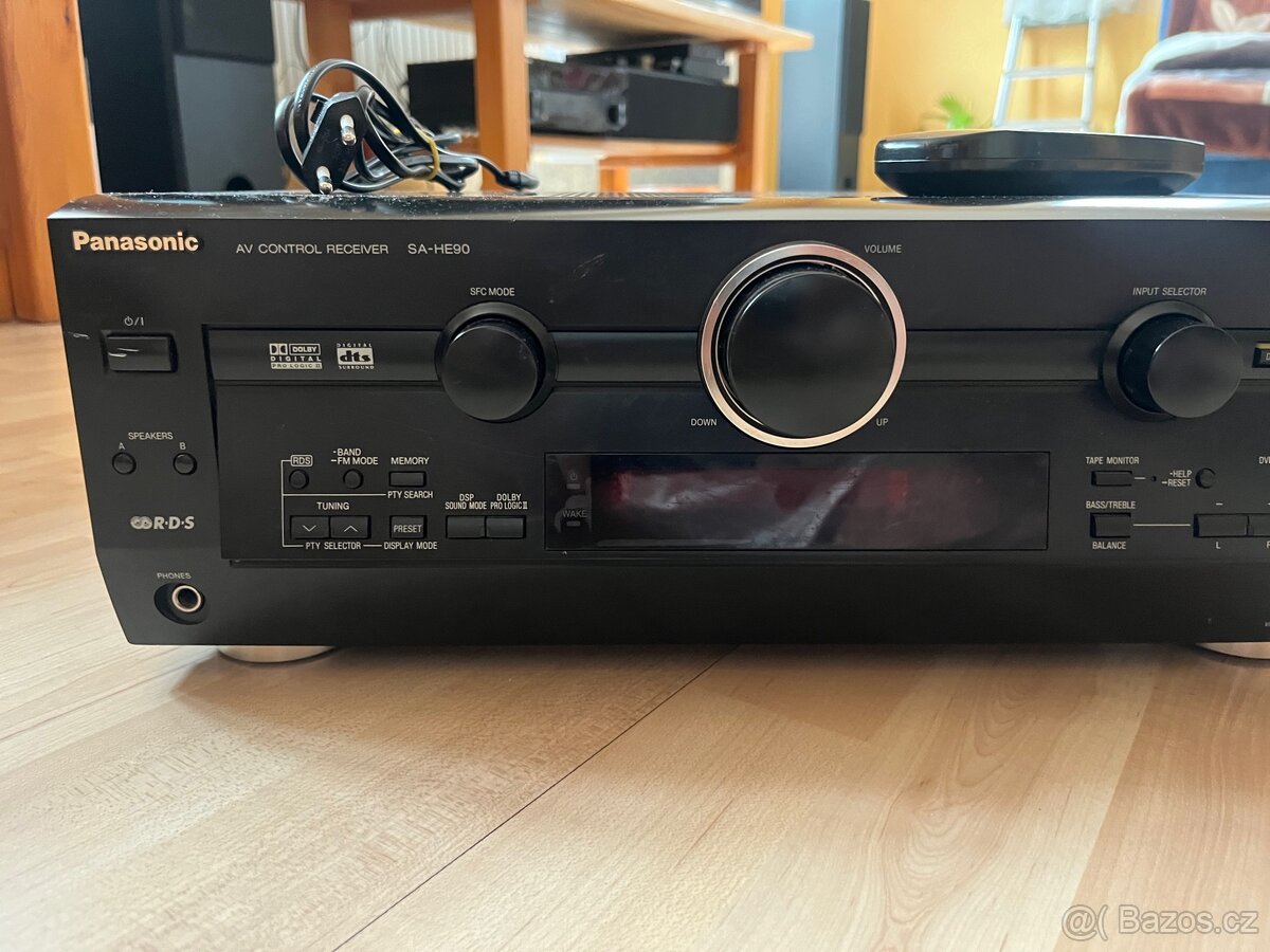 Zesilovač Panasonic SA HE 90 , Technics - 3