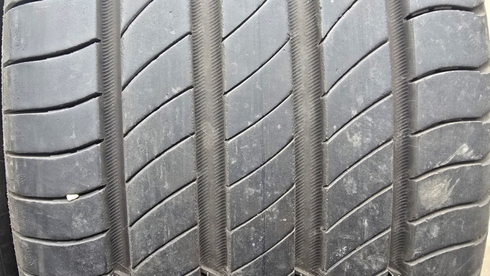 Letní pneu 245/45/19 Michelin - 3