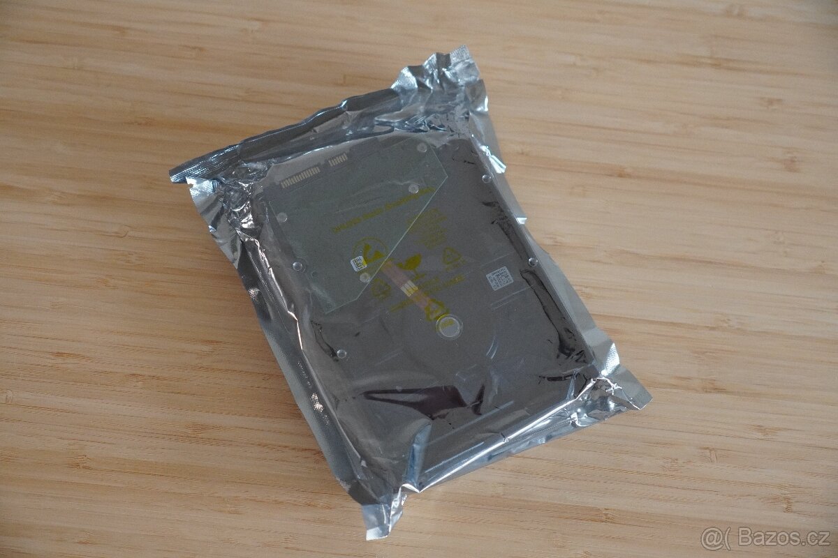 Seagate IronWolf 6TB - ST6000VN006 - nový v záruce - 3