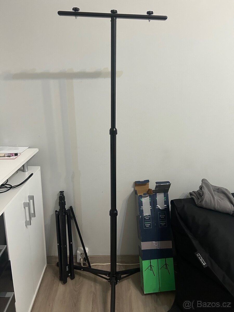 Stojan na světla cena za dva kusy( mohu prodat po kusu) - 3