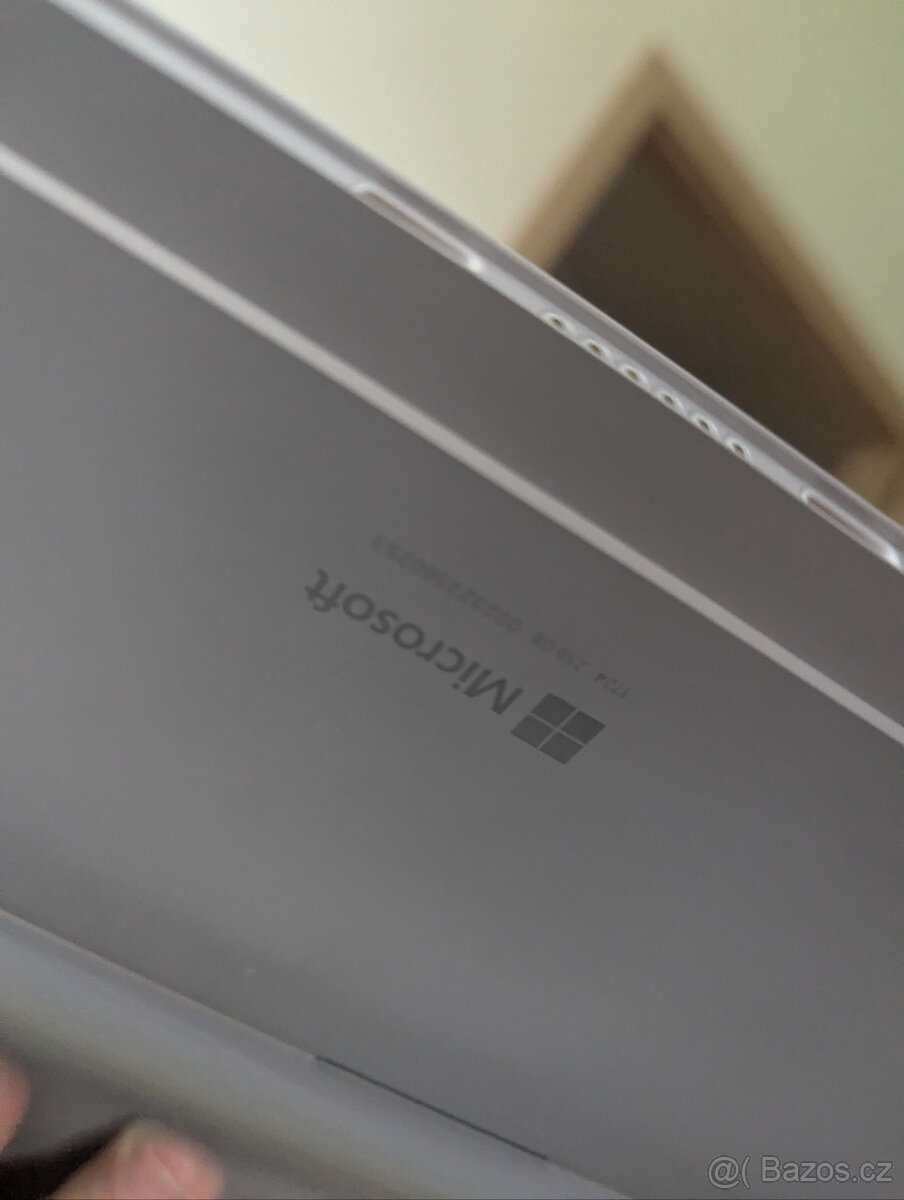 Microsoft Surface Pro 4 1724 na díly - 3