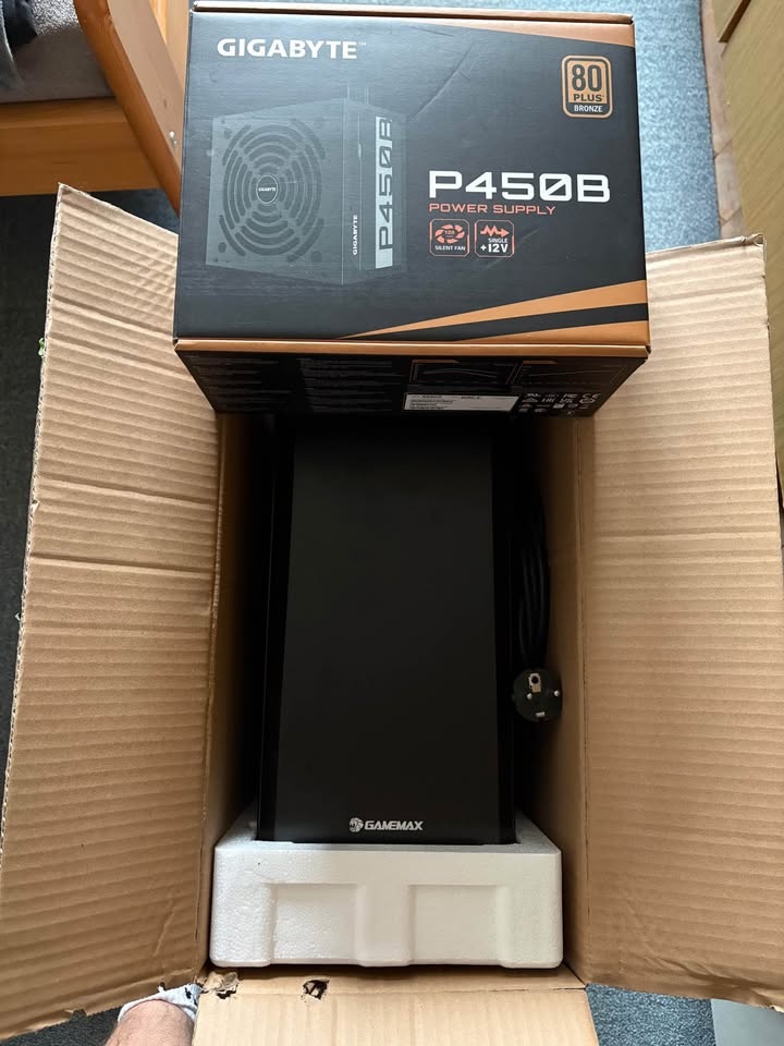 STARŠÍ HERNÍ PC/I3/NVIDIA GTX/SSD/HDD/W11 - 3