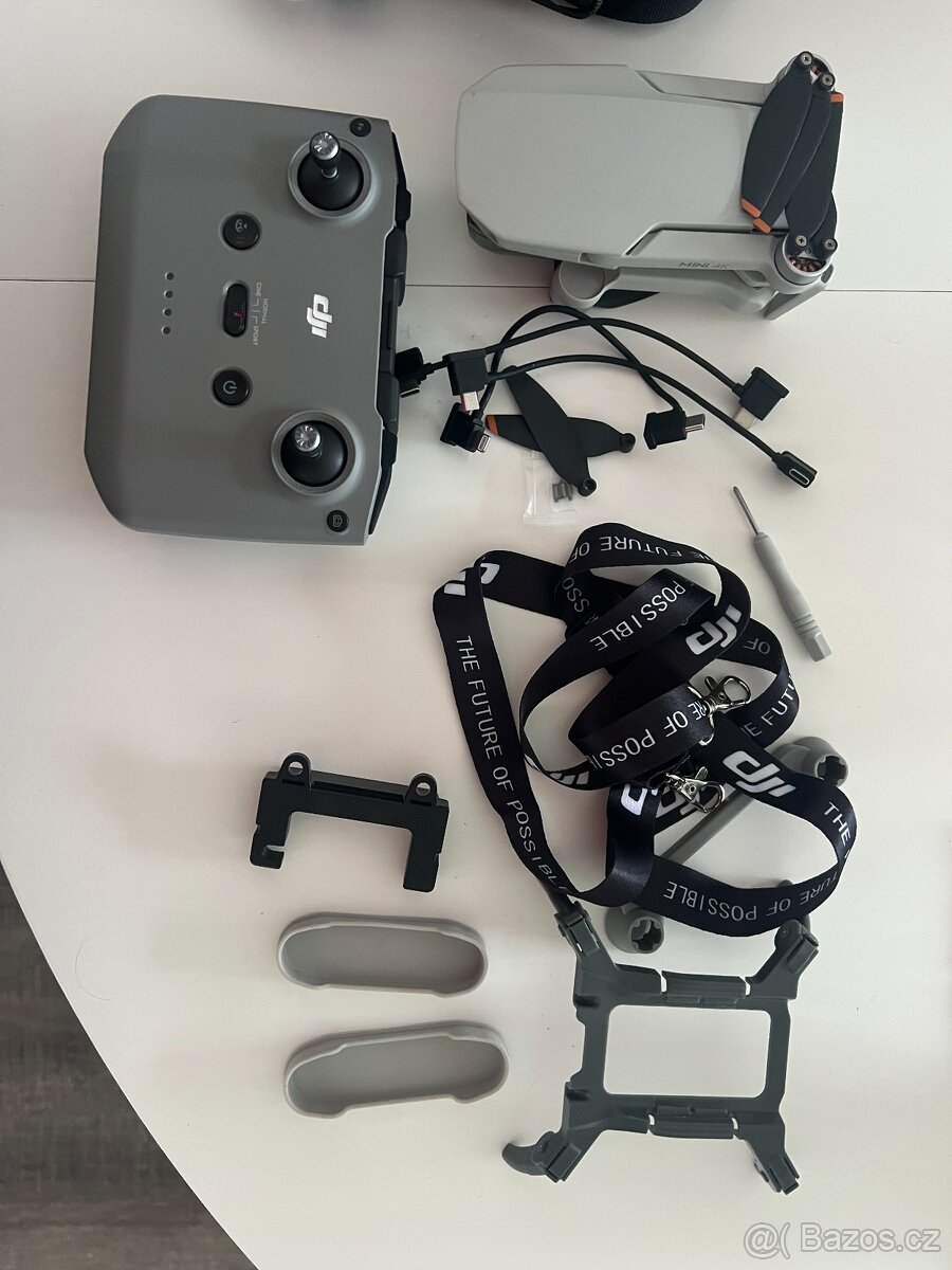 Dron DJI mini 4K s ovladačem + příslušnství - 3