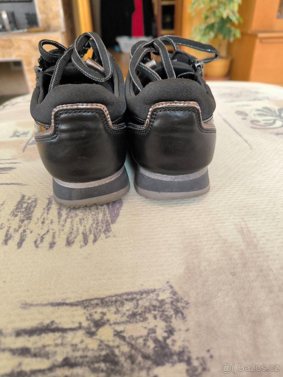 Dámské boty Tamaris vel.38 - 3