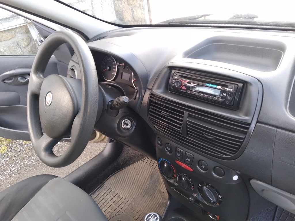 FIAT PUNTO 1.2 8V - 3