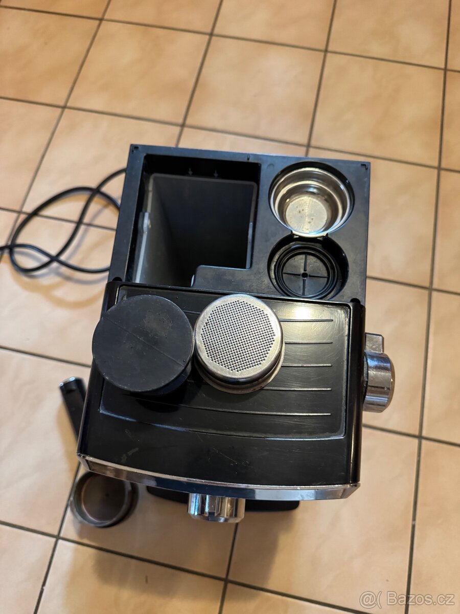 Kávovar - pressovač - 3