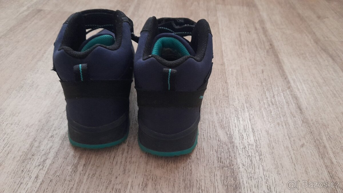 Softshellove kotníkové boty - 3