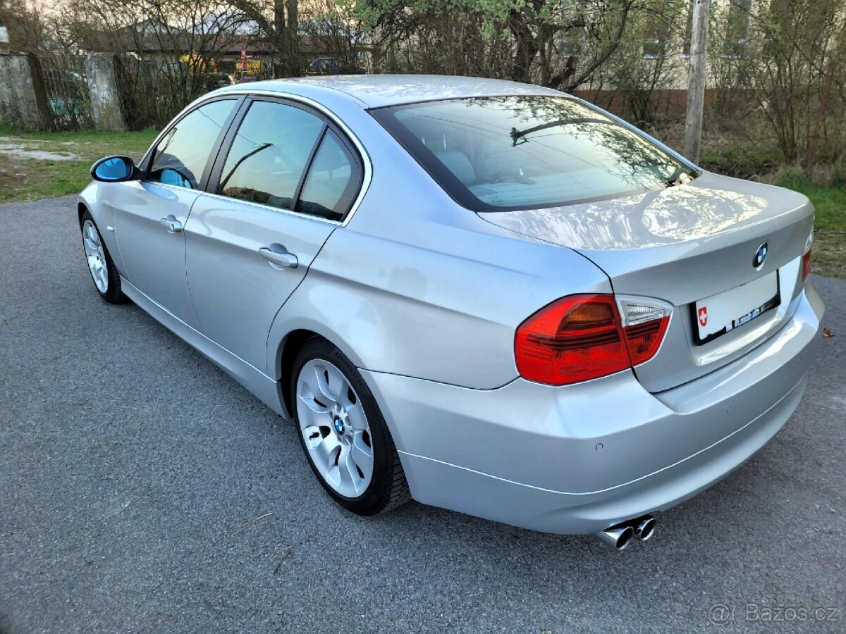 Bmw 330i - 3