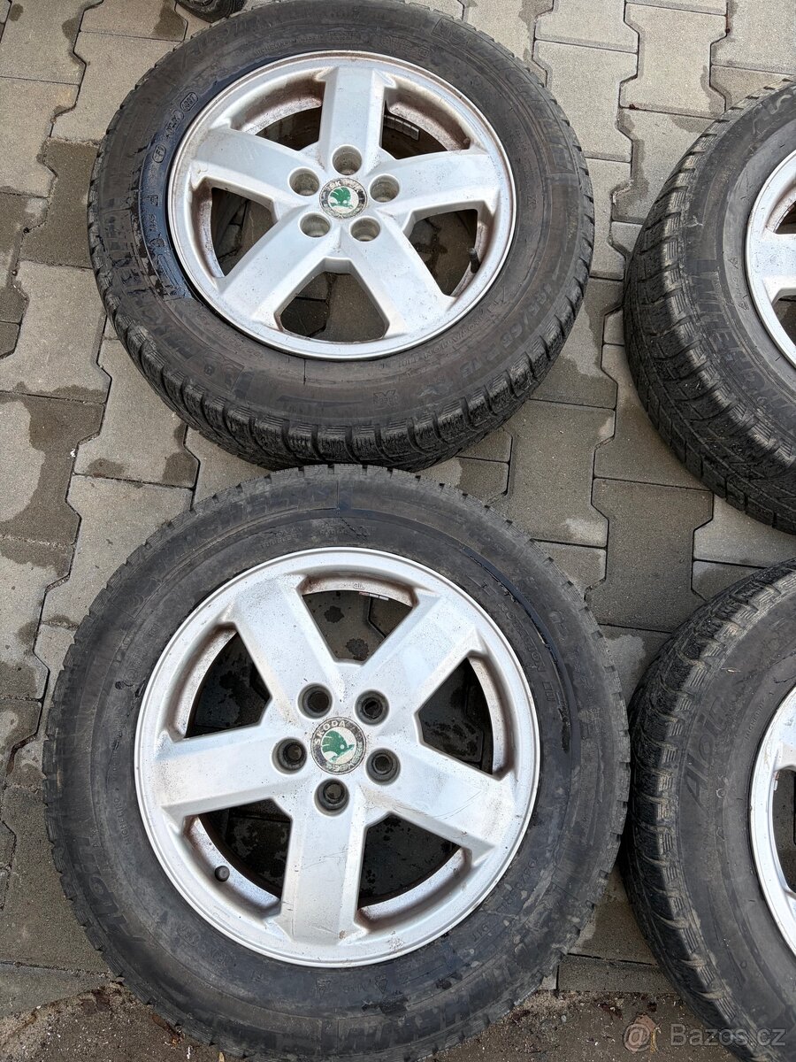 Sada kol Škoda Octavia 1 - 3