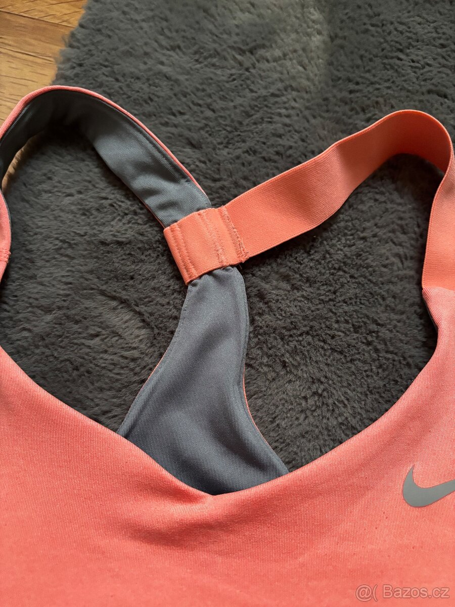 Sportovní top Nike - 3