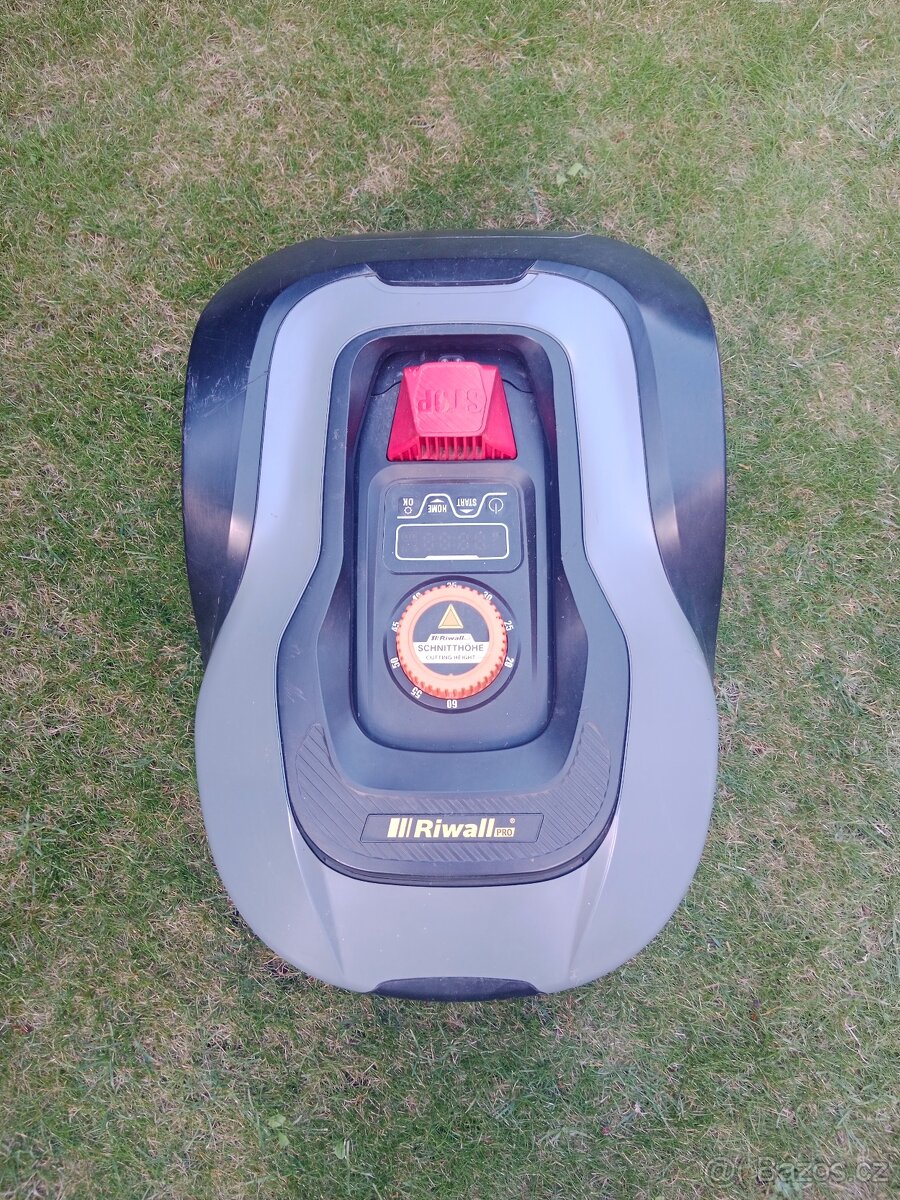 Riwall robotická sekačka - 3